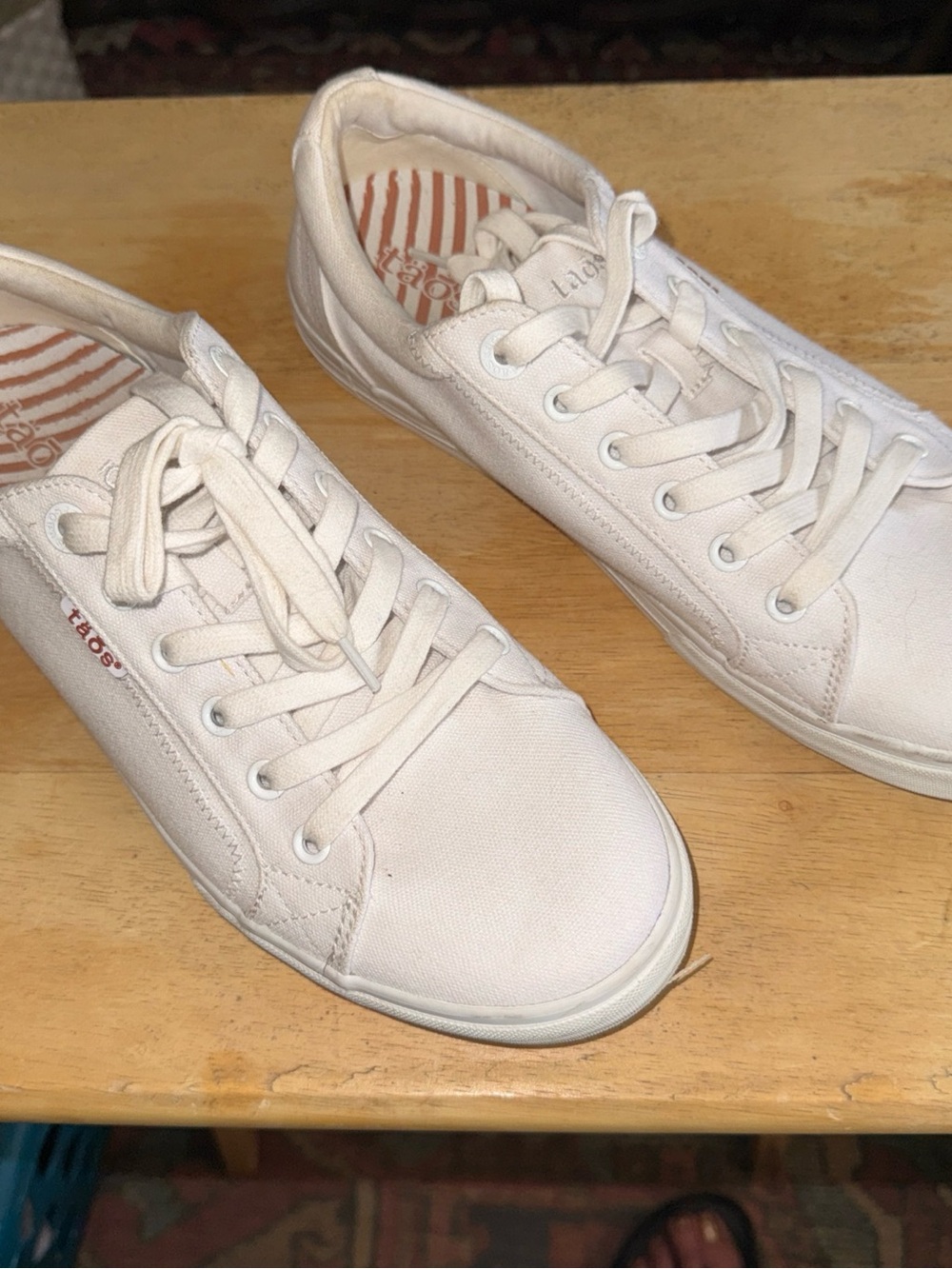 Taos Footwear White Canvas Lace-Up Sneakers with Brown Stripe Insole